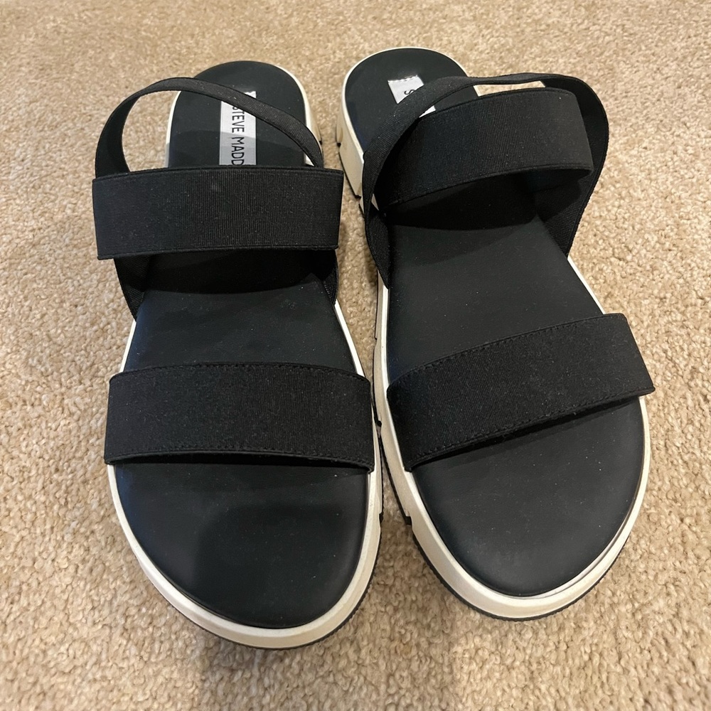 Steve Madden sandals